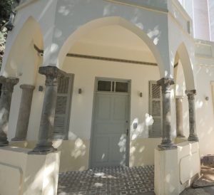 תמונת הכניסה לבית שיח נשים